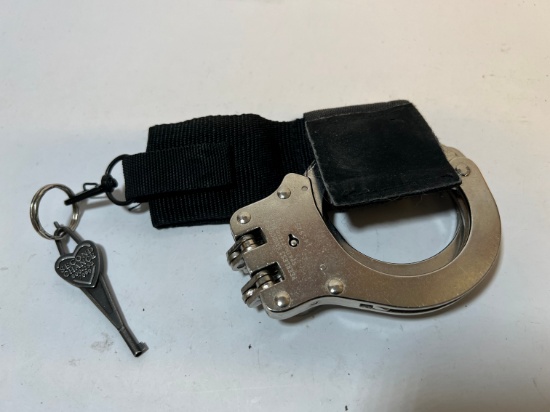 PAIR OF PEERLESS HANDCUFF CO #801 CUFFS - WITH HOLDER & KEY
