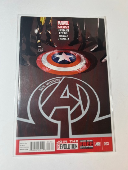 NEW AVENGERS #3 - MARVEL NOW (CAPT AMERICA WIELDS THE INFINITY GUANTLET)