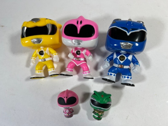 POWER RANGERS (3) FUNKOS (2) MINIS