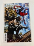 THE AMAZING SPIDERMAN #49 - MARVEL - VENOM FIGHT VARIANT