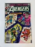 THE AVENGERS #235 - MARVEL 83' 