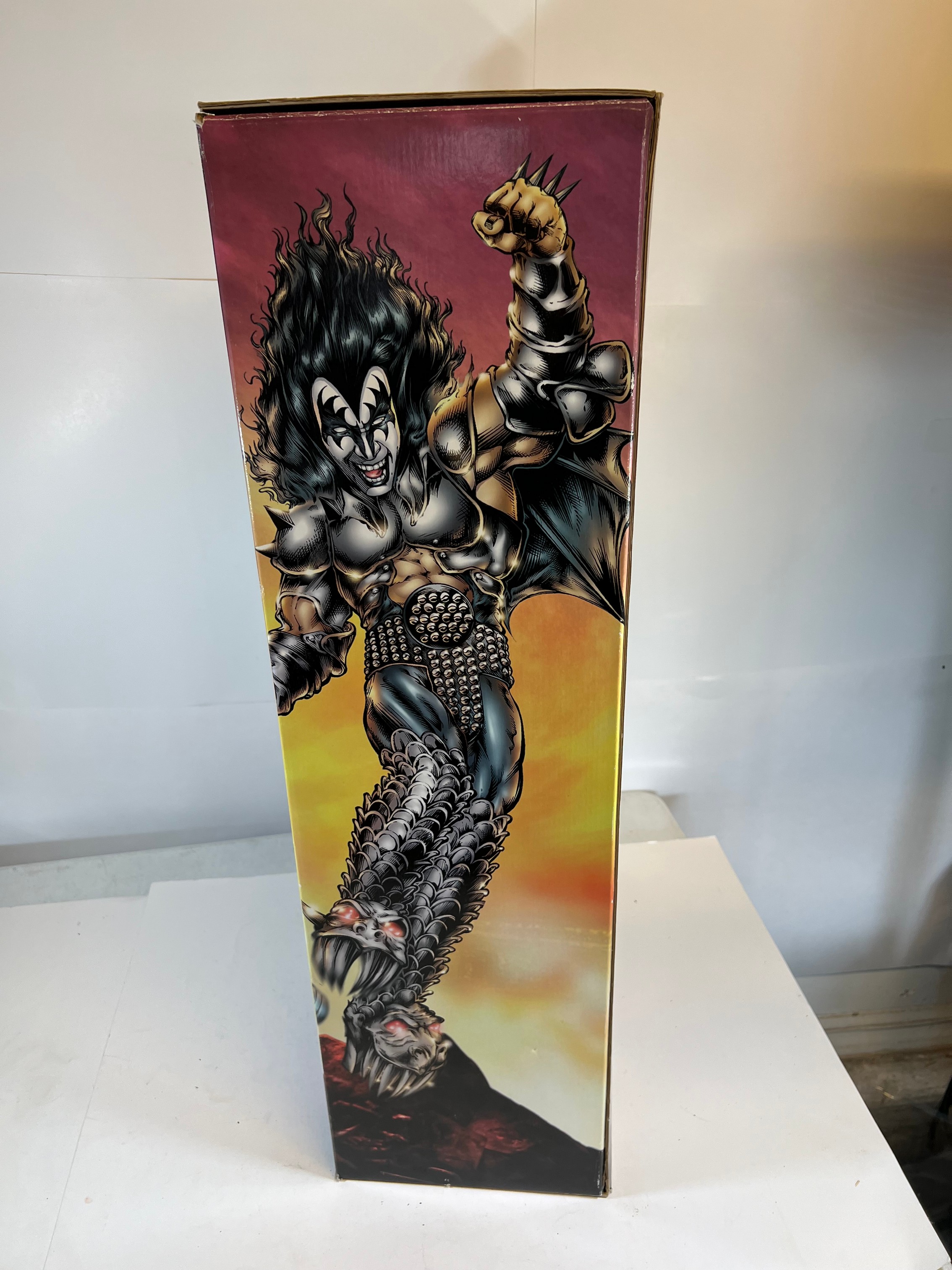 KISS DESTROYER LIMITED EDITION GENE | Proxibid