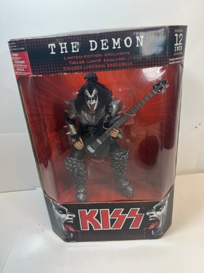 KISS "THE DEMON" LIMITED EDITION EXCLUSIVE 12' FIGURE- MCFARLANE ROCK N ROL