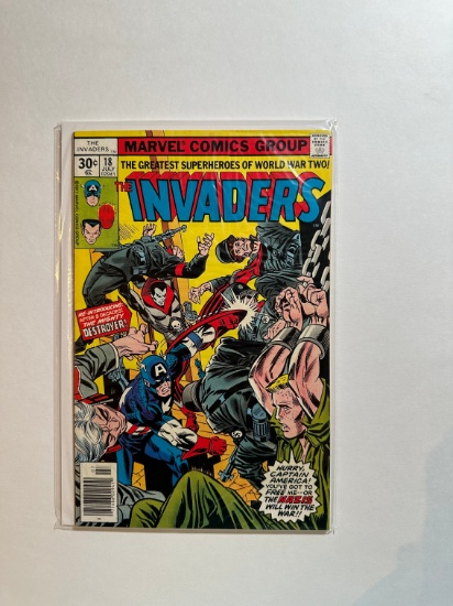 THE INVADERS #18 MARVEL - NEWSTAND