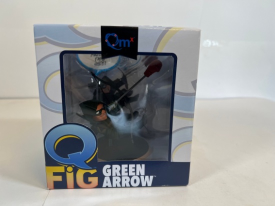 Q FIG GREEN ARROW FIGURE DC COMICS