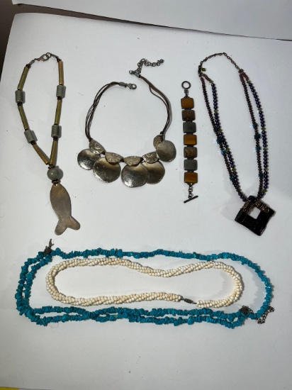 JEWELERY ASSORTED - (1) BRACLET (5) NECKLACES
