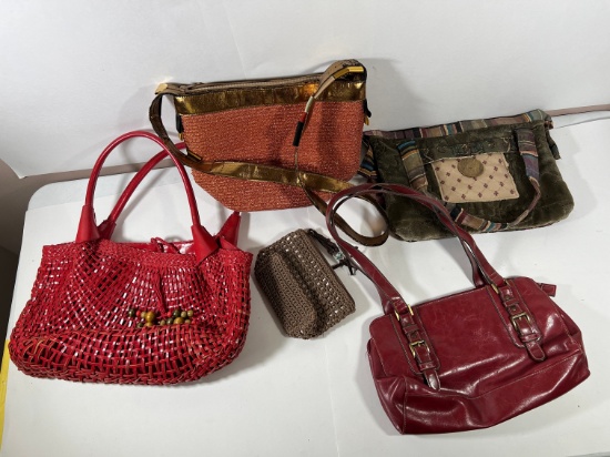 HANDBAGS ASSORTED