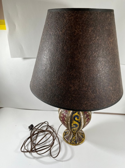 HANDPAINTED ITALIAN PORCELAIN BASE TABLE LAMP - BROWN SHADE