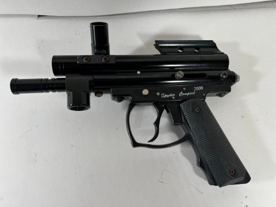 SPYDER COMPACT 2000 PAINTBALL GUN