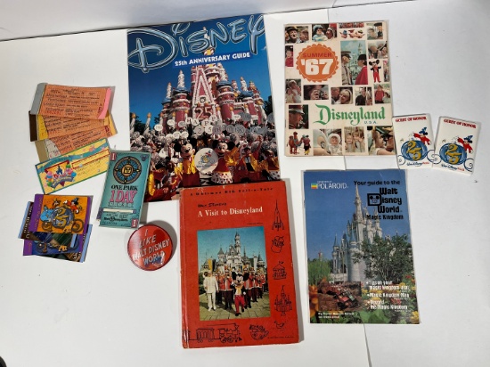 WALT DISNEY WORLD LOT - ASSORTED TICKET STUBS, GUIDES, BOOKS & MORE