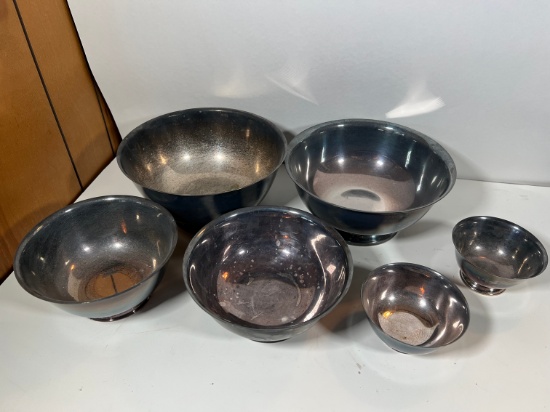 ASSORTED SILVER PLATE/STERLING SILVER BOWLS - W.M. A ROGERS, GORHAM, EP, &