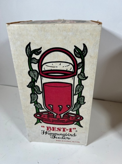 BEST-1 HUMMING BIRD FEEDER IN BOX
