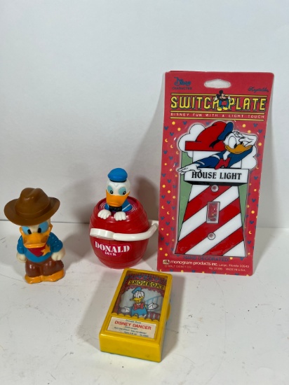 DONALD DUCK VINTAGE DISNEY TOYS ASSORTED (INCLUDING SWITCH PLATE SEALED)