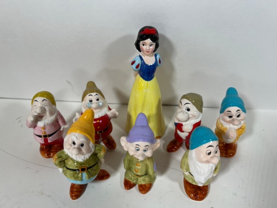 SET - SNOW WHITE & THE 7 DWARFS VINTAGE DISNEY CERMIC FIGURES