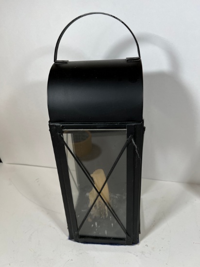 BLACK METAL LANTERN