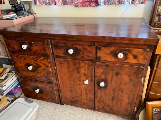 WOOD CABINET / WORK BENCH - 5 DRAWERS, 2 DOORS