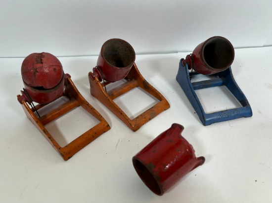 VINTAGE FIRE CRACKER CANNONS (INCLUDING KILGORE)