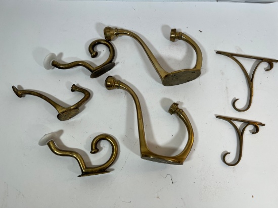 BRASS ASSORTED HOOKS