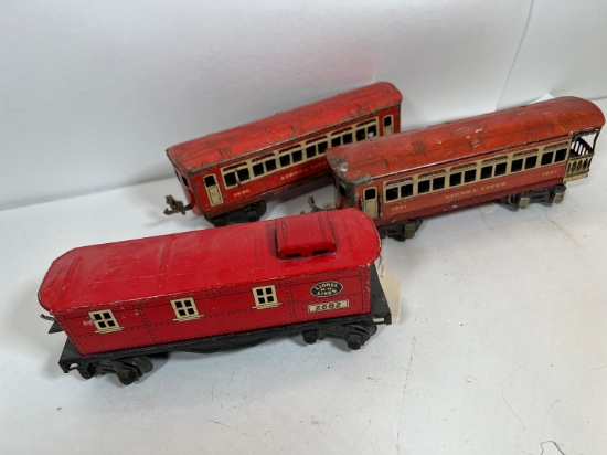 LIONEL TRAINS RED ASSORTED (CIRCA 1930'S)