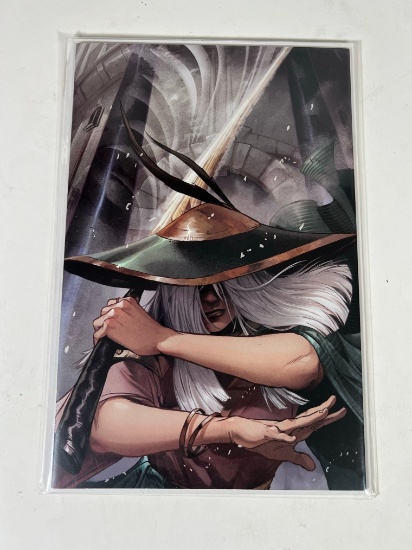 MAGIC #5 - HIDDEN PLANESWALKER VIRGIN VARIANT