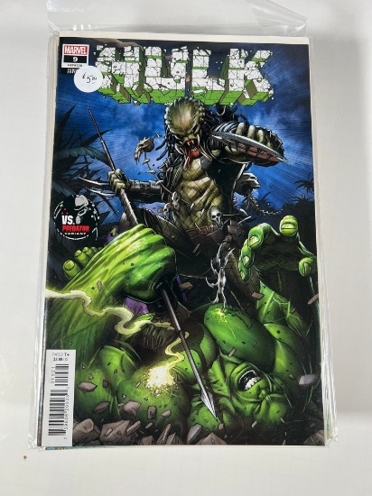 HULK #9 - VS PREDATOR VARIANT