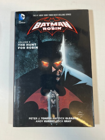 BATMAN AND ROBIN VOLUME 6 "THE HUNT FOR ROBIN" GRAPHIC NOVEL