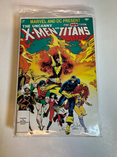 MARVEL AND DC PRESENTS - THE UNCANNY X-MEN AND THE NEW TEEN TITANS #1