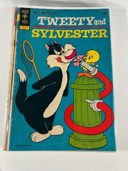 TWEETY AND SYLVESTER - GOLD KEY