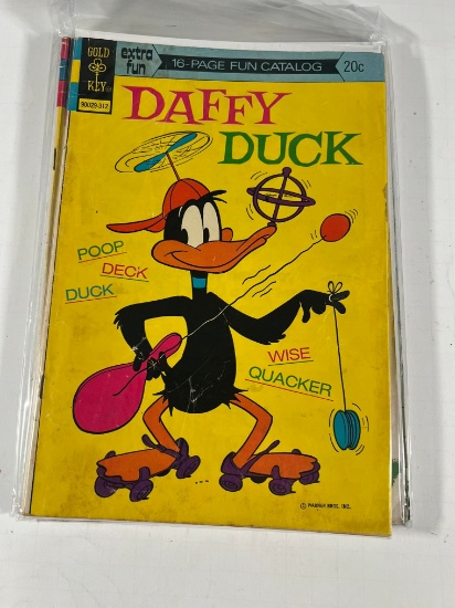 DAFFY DUCK - GOLD KEY (EXTRA FUN 16-PAGE FUN CATALOG)