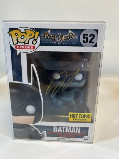 BATMAN ARKHAM ASYLUM #52 - HOT TOPIC EXCLUSIVE (SIGNED) BEN AFFLECK