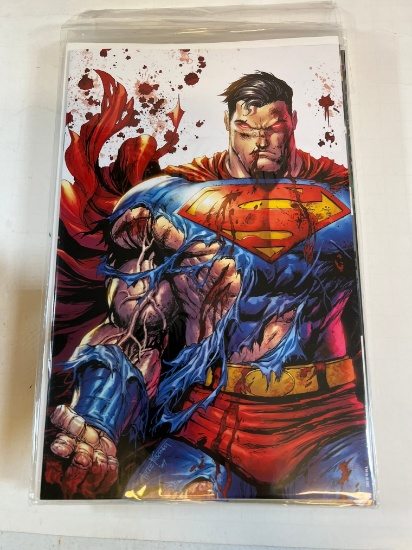 SUPERMAN #4 - BATTLE DAMAGED VARIANT - KIRKHAM/PRIANTO