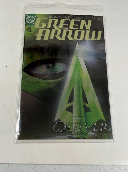 GREEN ARROW #1 - QUIVER PART ONE - EXCLUSIVE FOIL VARIANT