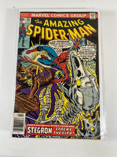 THE AMAZING SPIDER-MAN #165 - NEWSTAND
