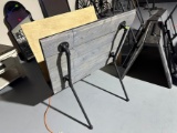 GREY WOOD CANVAS / ART RACKS