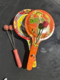 LOT - VINTAGE TIN TOY NOISE MAKERS
