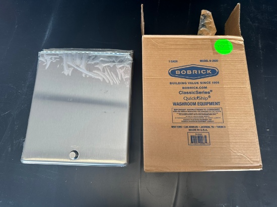 BOBRICK B2620 CLASSIC SERIES PAPER TOWEL - STAINLESS STEEL