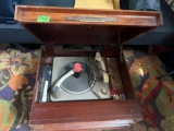 STERO ORTHOPHONIC HIGH FIDELITY RCA VICTOR RECORD PLAYER - DUAL AMPLIFIER