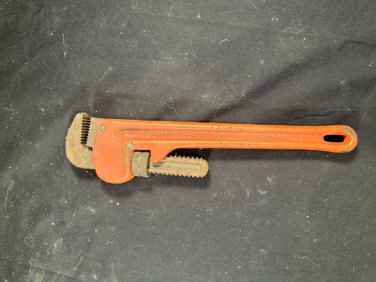 PIPE WRENCH