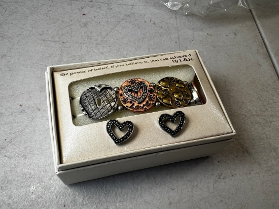 SETS- BRACELET / EARRINGS SET - "HEARTS, LOVE,"