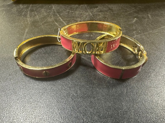 BRACLETS ASSORTED - BOSS, MOM