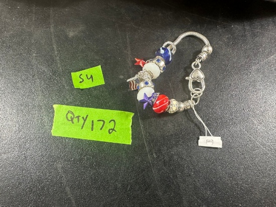 USA - AMERICAN FLAG CHARM BRACLETS