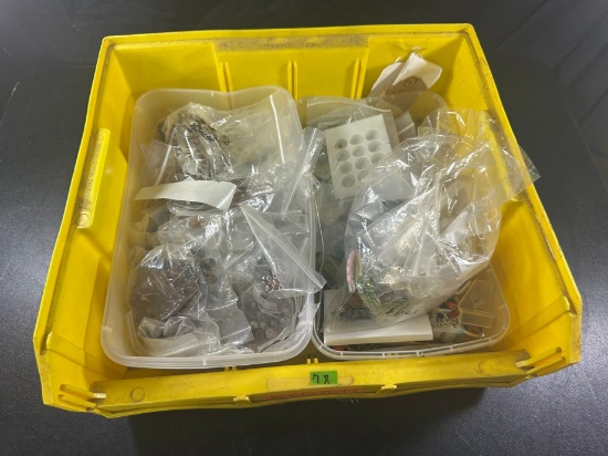 LOT - ASSORTED BEADS, FINDINGS ETC