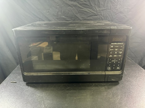 HAMILTON BEACH MICROWAVE - 1500W