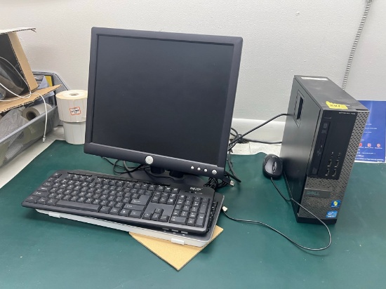 DELL CPU SYSTEM WITH KEYBOARD AND MONITOR