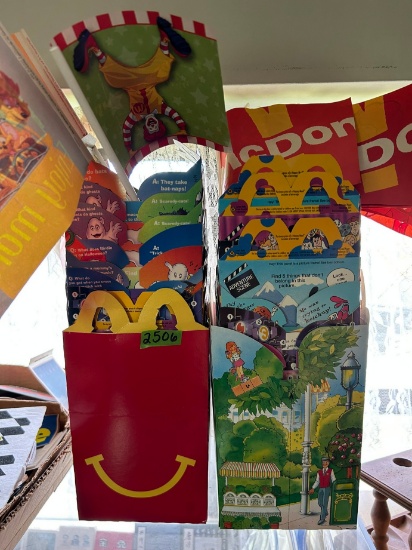 LOT - VINTAGE COLLECTIBLE McDONALDS HAPPYMEAL BOXES