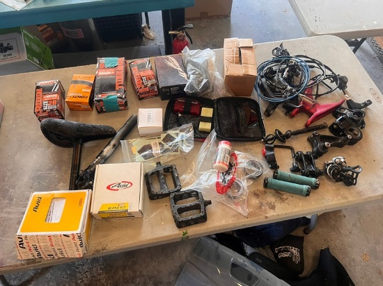 LARGE LOT ASSORTED BICYCLE PARTS ASSORTED