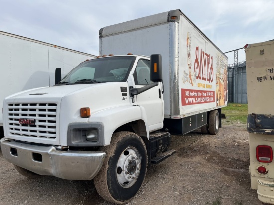 03 GMC C7500