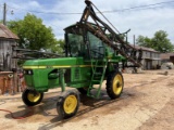 John Deere 6700 Sprayer