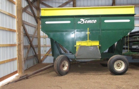 Demco Gravity Box