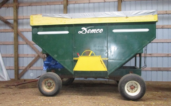 Demco Gravity Box